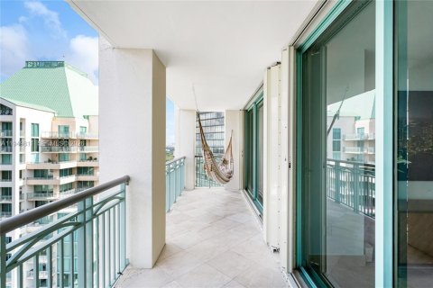 Снять в аренду кондоминиум в Майами, Флорида 3 спальни, 196.4м2, № 2005556 - фото 16