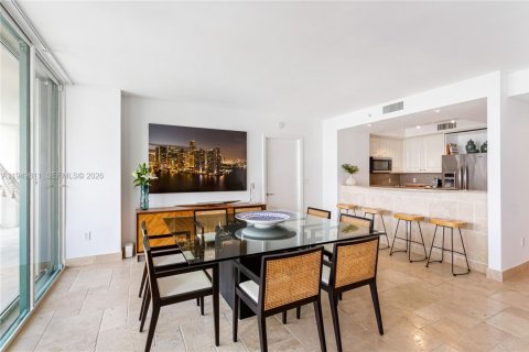 Снять в аренду кондоминиум в Майами, Флорида 3 спальни, 196.4м2, № 2005556 - фото 14