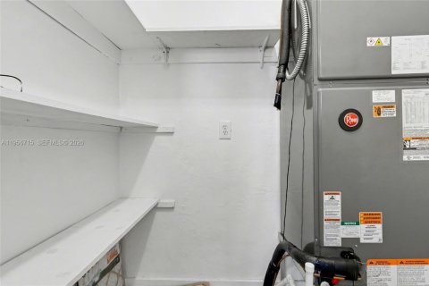 Купить коммерческую недвижимость в Норт-Майами-Бич, Флорида № 2010646 - фото 21