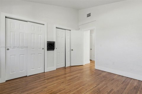 Купить коммерческую недвижимость в Норт-Майами-Бич, Флорида № 2010646 - фото 28