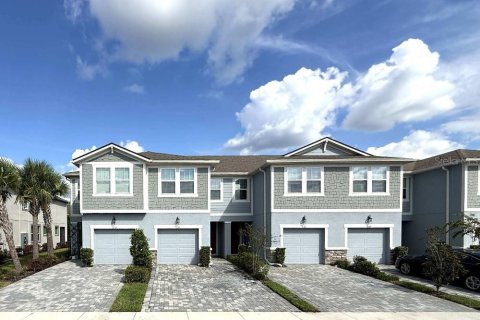 Townhouse in VOLANTI in Lutz, Florida 3 bedrooms, 154.87 sq.m. № 2410237