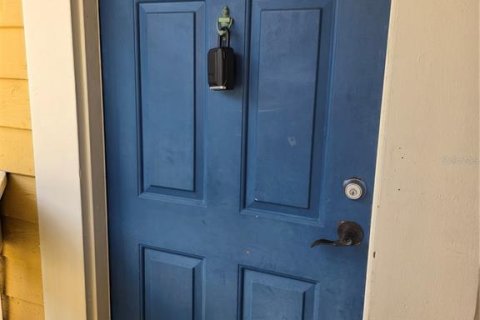 Condominio en Saint Petersburg, Florida, 1 dormitorio № 2213166