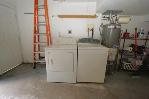 Adosado en alquiler en Tampa, Florida, 3 dormitorios, 103.4 m2 № 2105196 - foto 10