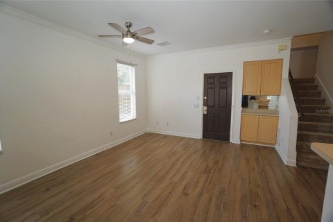 Adosado en alquiler en Tampa, Florida, 3 dormitorios, 103.4 m2 № 2105196 - foto 2