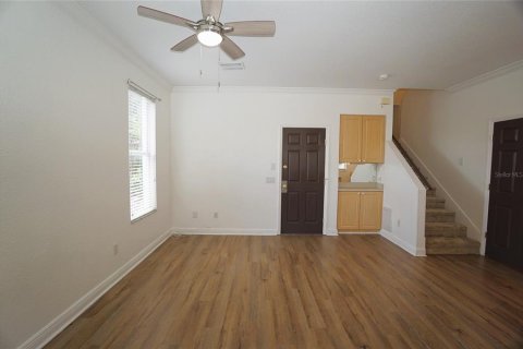 Adosado en alquiler en Tampa, Florida, 3 dormitorios, 103.4 m2 № 2105196 - foto 3