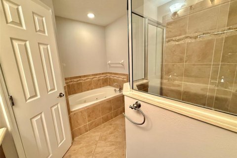 Townhouse in Orlando, Florida 3 bedrooms, 149.48 sq.m. № 1840460 - photo 16