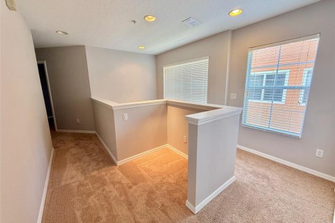 Townhouse in Orlando, Florida 3 bedrooms, 149.48 sq.m. № 1840460 - photo 11
