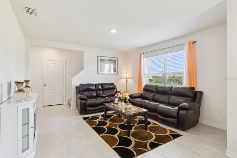 Casa en venta en Winter Haven, Florida, 4 dormitorios, 230.03 m2 № 2232945 - foto 7