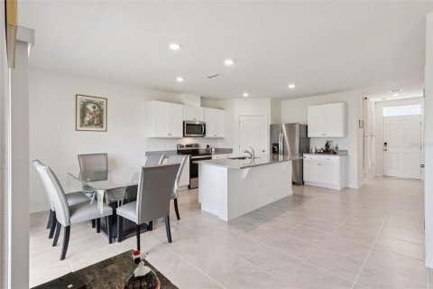 Casa en venta en Winter Haven, Florida, 4 dormitorios, 230.03 m2 № 2232945 - foto 11