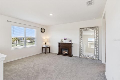 Casa en venta en Winter Haven, Florida, 4 dormitorios, 230.03 m2 № 2232945 - foto 19