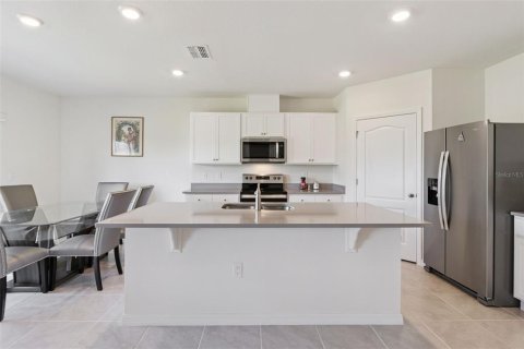 Casa en venta en Winter Haven, Florida, 4 dormitorios, 230.03 m2 № 2232945 - foto 16