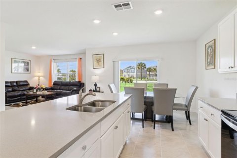 Casa en venta en Winter Haven, Florida, 4 dormitorios, 230.03 m2 № 2232945 - foto 15