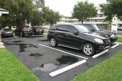 Apartamento en alquiler en Hollywood, Florida, 2 dormitorios, 69.68 m2 № 1965197 - foto 14