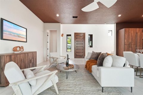 Villa ou maison à vendre à Orlando, Floride: 5 chambres, 268.95 m2 № 2149364 - photo 7