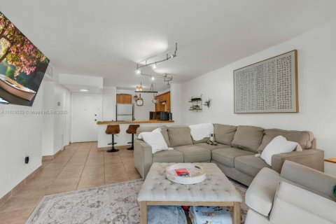 Copropriété à vendre à Miami, Floride: 1 chambre, 60.76 m2 № 1962116 - photo 21