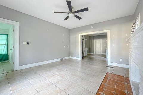 Villa ou maison à vendre à Eustis, Floride: 2 chambres, 108.51 m2 № 1406804 - photo 13