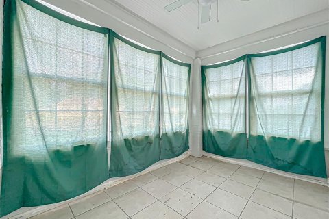 Villa ou maison à vendre à Eustis, Floride: 2 chambres, 108.51 m2 № 1406804 - photo 15
