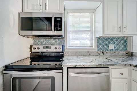 Villa ou maison à vendre à Eustis, Floride: 2 chambres, 108.51 m2 № 1406804 - photo 7