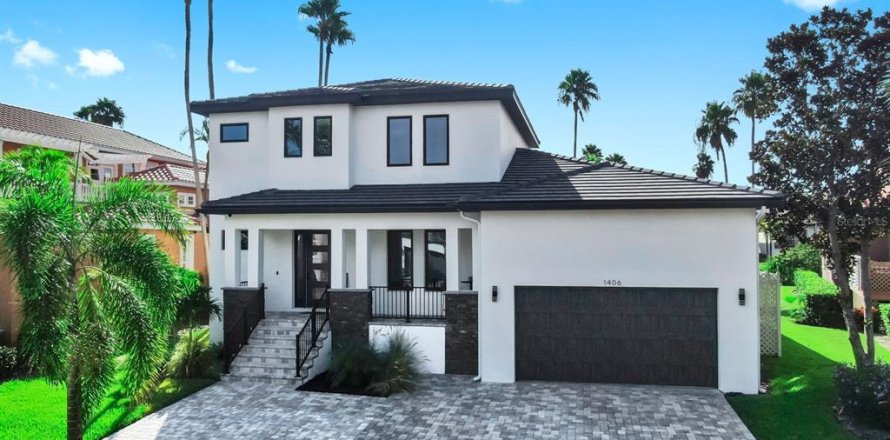 Casa en Apollo Beach, Florida 5 dormitorios, 288.37 m2 № 1914297