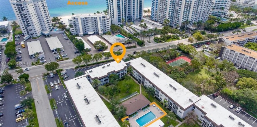 Condo in Lauderdale-by-the-Sea, Florida, 1 bedroom  № 1890147