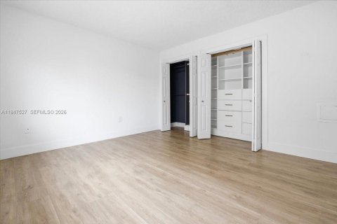 Купить кондоминиум в Хайалиа, Флорида 2 спальни, 91.04м2, № 2005820 - фото 15