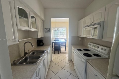 Appartement à louer à Davie, Floride: 3 chambres, 115.85 m2 № 1999170 - photo 4