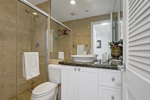 Condominio en venta en Fort Lauderdale, Florida, 1 dormitorio, 74.32 m2 № 2188406 - foto 14