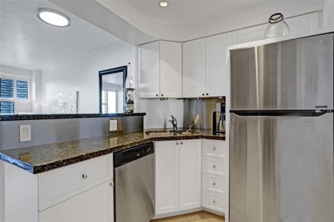 Condominio en venta en Fort Lauderdale, Florida, 1 dormitorio, 74.32 m2 № 2188406 - foto 12