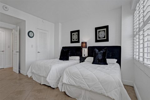 Condominio en venta en Fort Lauderdale, Florida, 1 dormitorio, 74.32 m2 № 2188406 - foto 19