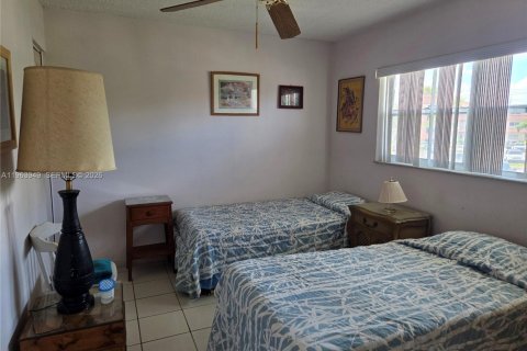 Copropriété à vendre à Tamarac, Floride: 2 chambres, 85.47 m2 № 2081062 - photo 14