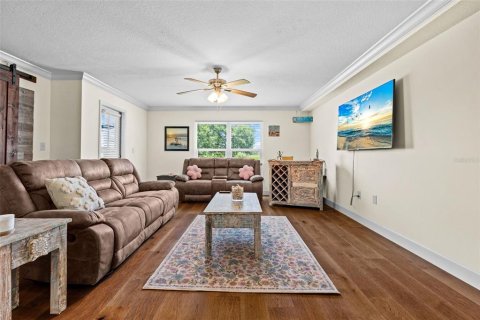 Copropriété à vendre à Sarasota, Floride: 2 chambres, 123.93 m2 № 1881318 - photo 6