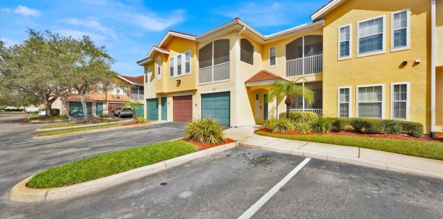 Condominio en Orlando, Florida, 3 dormitorios № 2111536