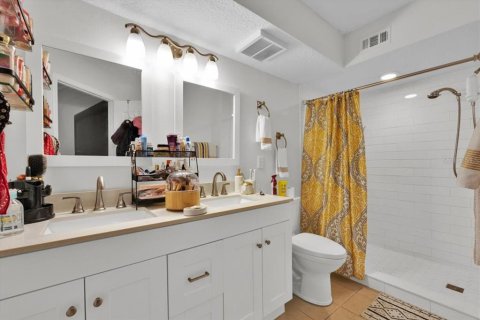 Condominio en alquiler en Orlando, Florida, 3 dormitorios, 124.86 m2 № 2111536 - foto 13