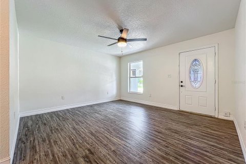 Casa en venta en Sanford, Florida, 4 dormitorios, 107.58 m2 № 1787636 - foto 9