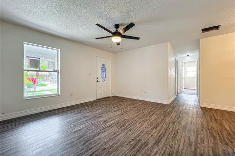 Casa en venta en Sanford, Florida, 4 dormitorios, 107.58 m2 № 1787636 - foto 8