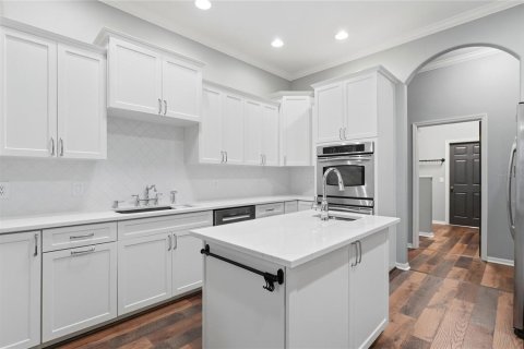 House in Winter Haven, Florida 3 bedrooms, 231.61 sq.m. № 2259479 - photo 20