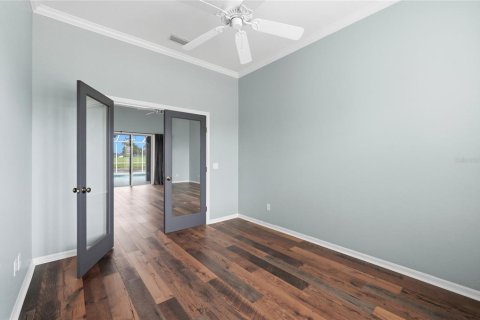 House in Winter Haven, Florida 3 bedrooms, 231.61 sq.m. № 2259479 - photo 29