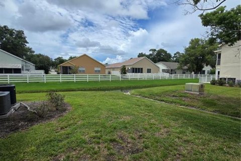 Condo in New Port Richey, Florida, 2 bedrooms № 1820494 - photo 26
