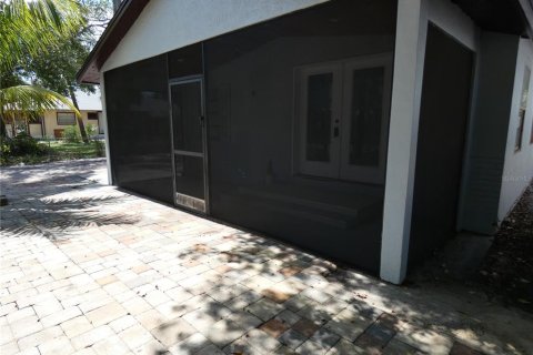 House in Fort Myers, Florida 3 bedrooms, 89.19 sq.m. № 2155447 - photo 30