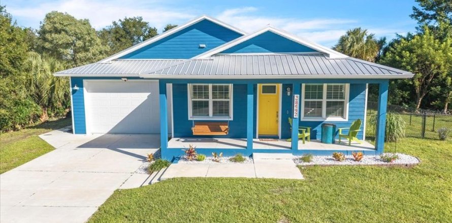 House in Punta Gorda, Florida 3 bedrooms, 146.6 sq.m. № 2428660