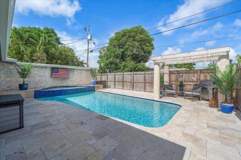 Casa en venta en Pompano Beach, Florida, 3 dormitorios, 174.84 m2 № 1857004 - foto 27