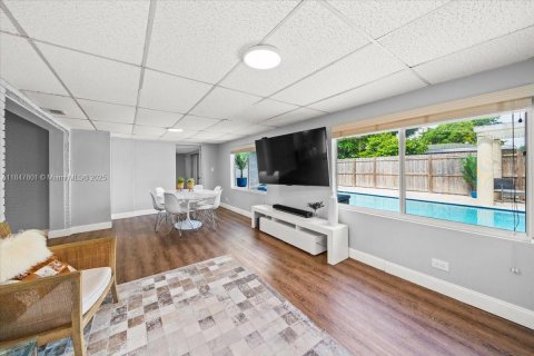 Casa en venta en Pompano Beach, Florida, 3 dormitorios, 174.84 m2 № 1857004 - foto 11