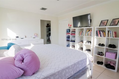 Купить виллу или дом в Дания-Бич, Флорида 4 спальни, 163.51м2, № 2028919 - фото 15