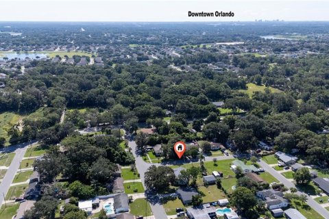 House in Orlando, Florida 3 bedrooms, 167.22 sq.m. № 1894413 - photo 11
