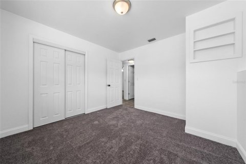 House in Orlando, Florida 3 bedrooms, 167.22 sq.m. № 1894413 - photo 24