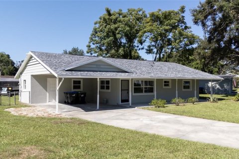 House in Orlando, Florida 3 bedrooms, 167.22 sq.m. № 1894413 - photo 2