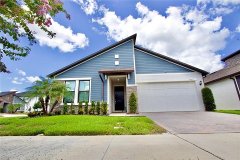House in CONNERTON

 in Land O' Lakes, Florida 4 bedrooms, 193.98 sq.m. № 2312456