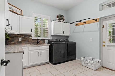 Villa ou maison à vendre à Dade City, Floride: 4 chambres, 384.52 m2 № 2147604 - photo 27