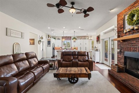 Villa ou maison à vendre à Dade City, Floride: 4 chambres, 384.52 m2 № 2147604 - photo 21