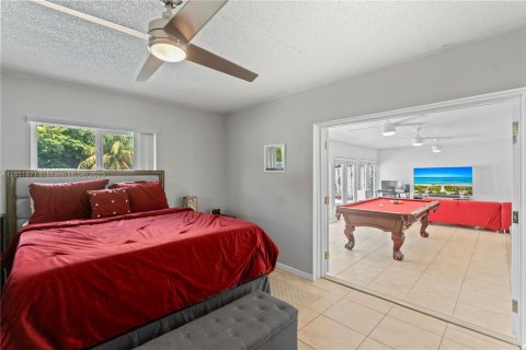House in Fort Lauderdale, Florida 3 bedrooms, 145.86 sq.m. № 1871460 - photo 19